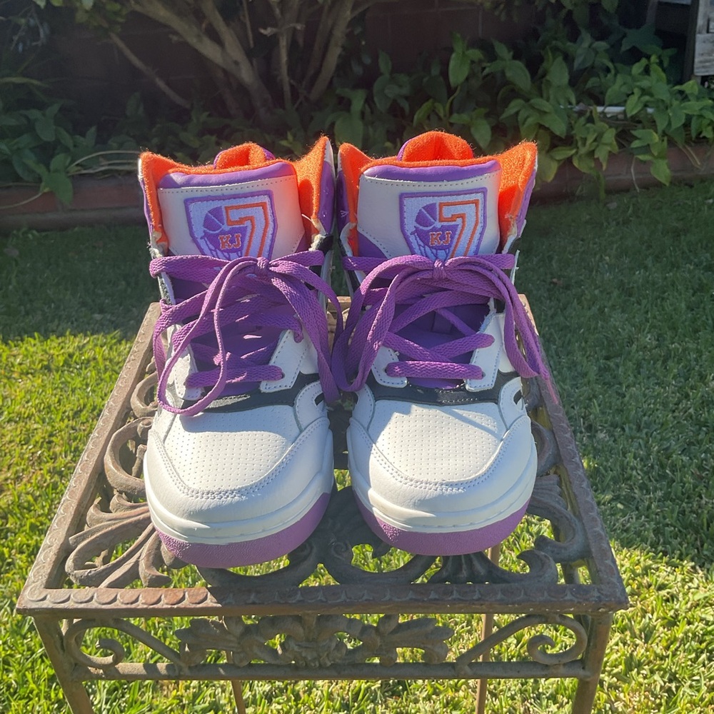 Fila KJ7 Phoenix suns home colorway. Number 7 Kevin Johnson sneakers Size 6-1/2